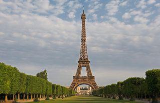 巴黎梦,穿越时光的浪漫之旅